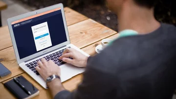  base de datos de “Contribuyentes No Confiables” 